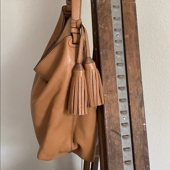 Tory Burch Thea Hobo Retired Shoulder Bag - Picture 5 of 8